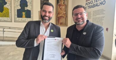 Prefeito Ronaldo Venturi assina autorizo governamental de meio milhão com o governo estadual