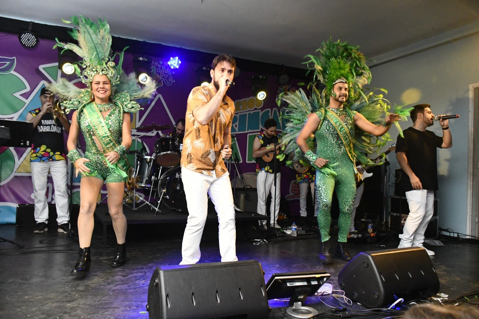 Com 25 mil pessoas, Carnaval 2026 integra famílias, universitários e tradição popular