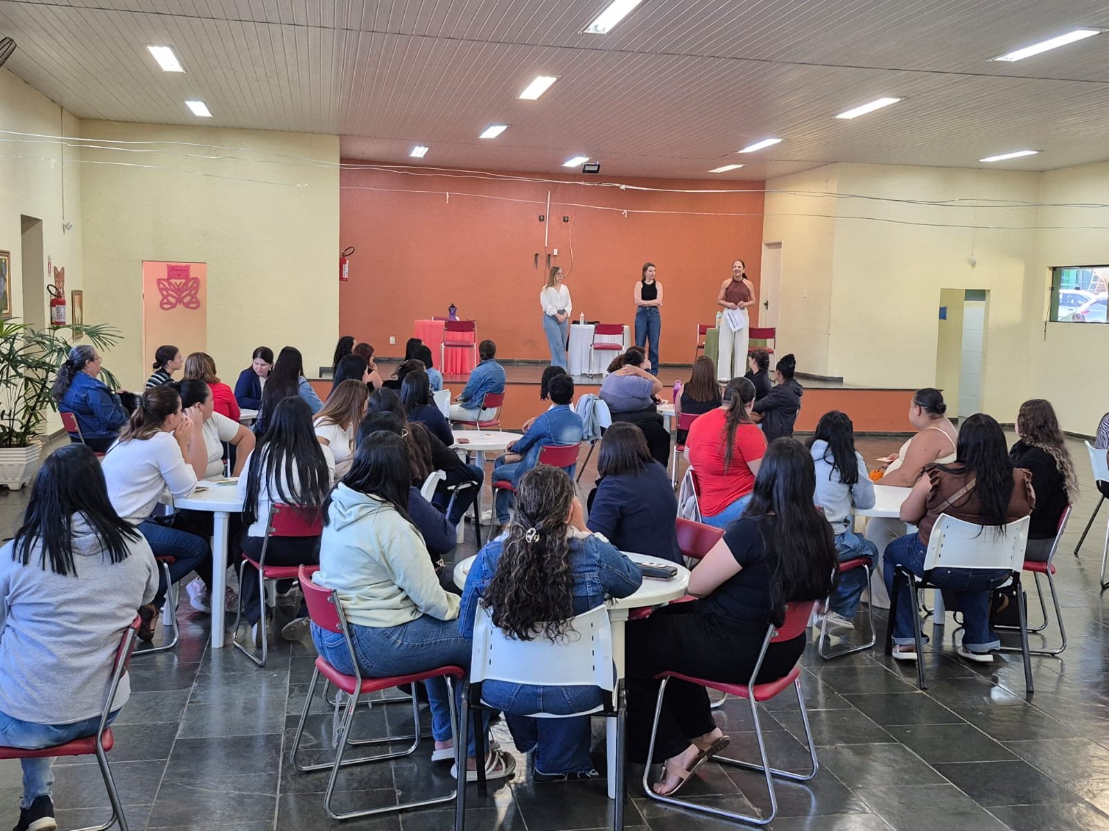 Mutirão de emprego para mulheres reforça compromisso de Ibaté com a geração de trabalho e renda