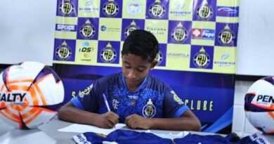 Atleta Alexandre Ribeiro Filho, de 11 anos, assina com o São Carlos FC para disputa do Paulista 2026 Atleta Alexandre Ribeiro Filho, de 11 anos, assina com o São Carlos FC para disputa do Paulista 2026