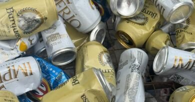 Ferro-velho passa a pagar R$ 10,50 por kg de latinhas e reforça incentivo à reciclagem em Ibaté Ferro-velho passa a pagar R$ 10,50 por kg de latinhas e reforça incentivo à reciclagem em Ibaté