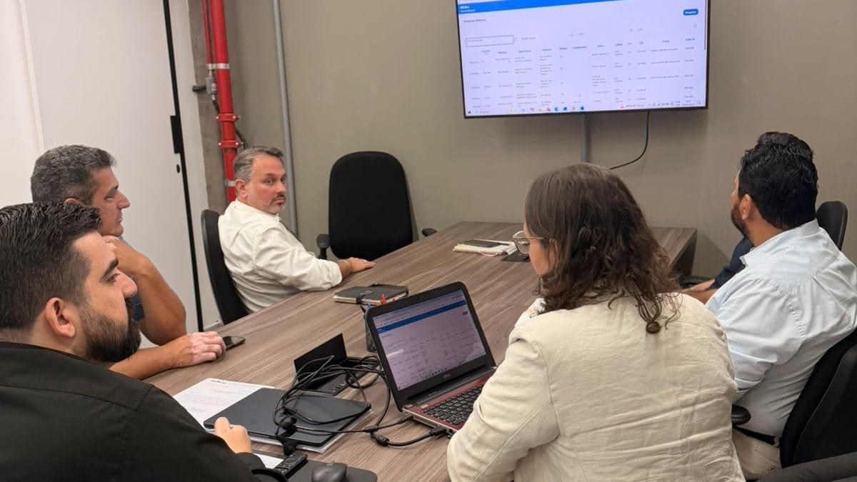 Contabilistas de São Carlos se reúnem com secretário de fazenda para tratar da nota nacional