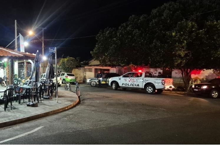 Forças de segurança realizam operação em bares e prendem suspeito por tráfico em Ibaté