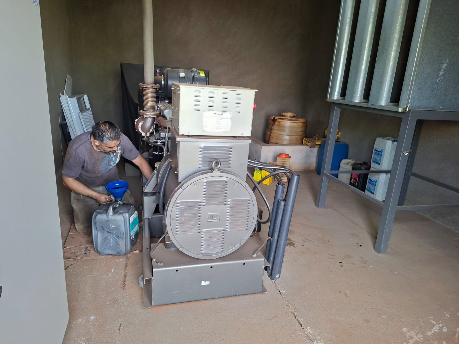 Manutenção preventiva fortalece segurança elétrica no Hospital Municipal de Ibaté