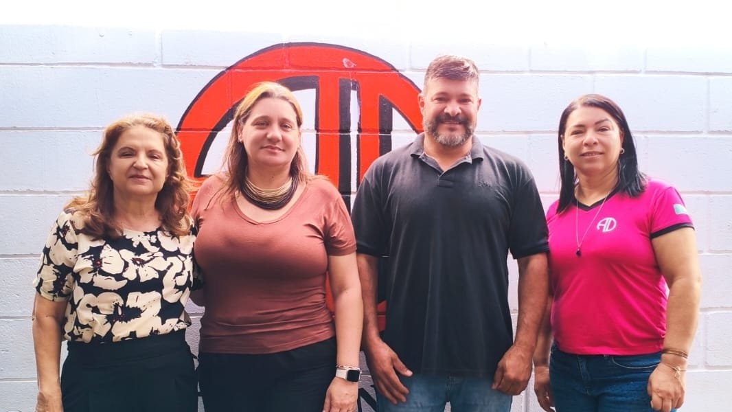 Vereador visita escola estadual após informações de virose entre alunos