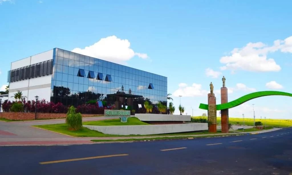 Confira o que abre e fecha no período do feriado de Tiradentes em Ibaté