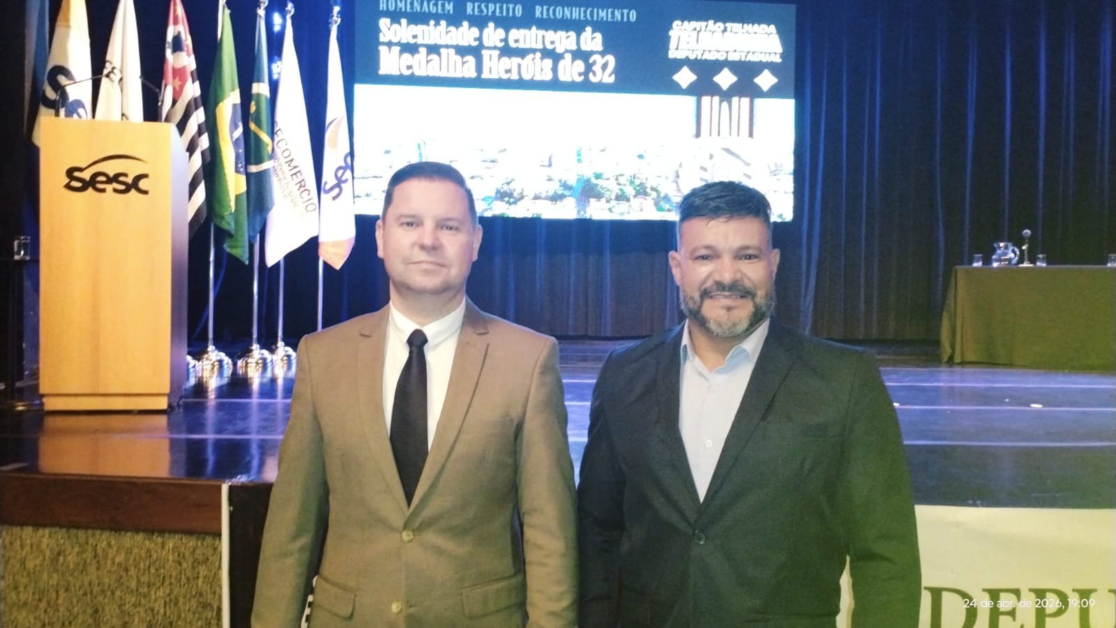 Vereador Val Construtor participa da entrega da Medalha Constitucionalista a professor em São Carlos