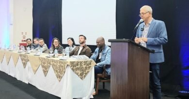 Lucão Fernandes destaca participação popular durante a XIII Conferência Municipal de Saúde de São Carlos Lucão Fernandes destaca participação popular durante a XIII Conferência Municipal de Saúde de São Carlos