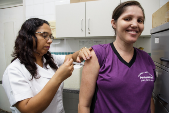 Combate à influenza: novas unidades oferecem vacinação em horário ampliado