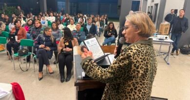 Vereadora Ivani do Cruzado, idealizadora da audiência pública “Ibaté por Elas”, mobiliza comunidade na Escola Estadual Segundo Carlos Lopes