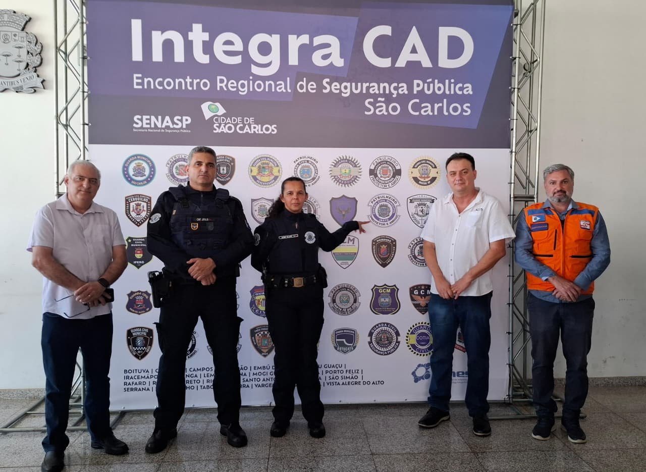 Secretários municipais e integrantes da Segurança Pública de Ibaté participam de encontro regional em São Carlos