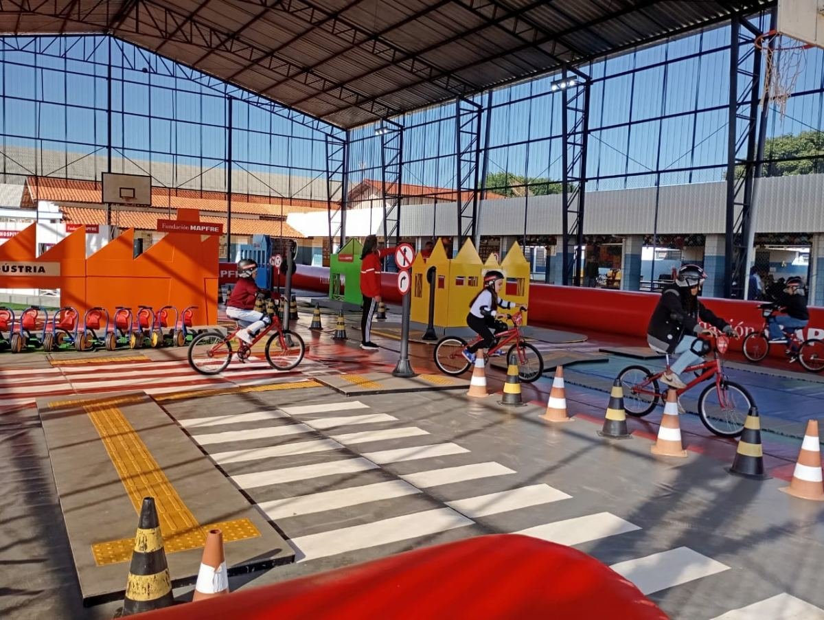 São Carlos recebe programa “Na Pista Certa” com atividades de educação para o trânsito para crianças