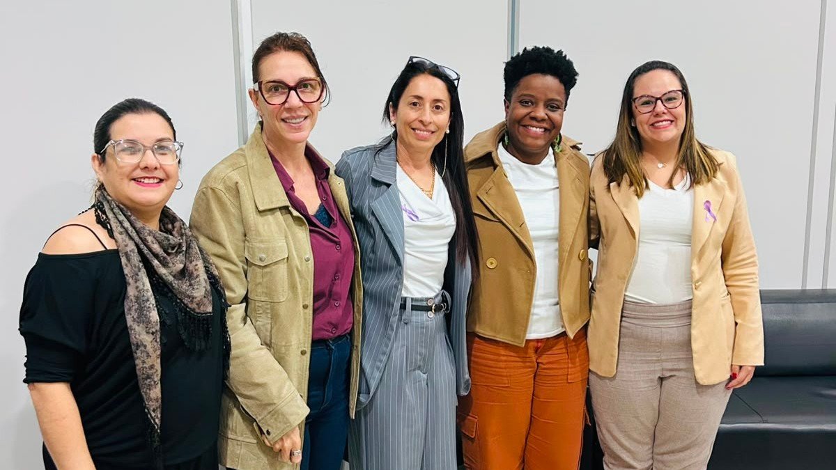 Procuradoria Especial da Mulher debate fortalecimento da rede de proteção e prevenção à violência nas escolas