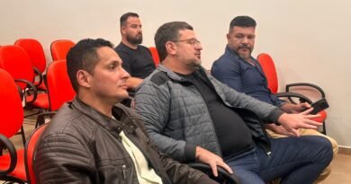 Val Construtor participa de reunião com empresários e lideranças para discutir desenvolvimento econômico de Ibaté