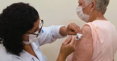 Dia nacional da vacinação: cinco unidades de saúde terão horário estendido em São Carlos Dia nacional da vacinação: cinco unidades de saúde terão horário estendido em São Carlos